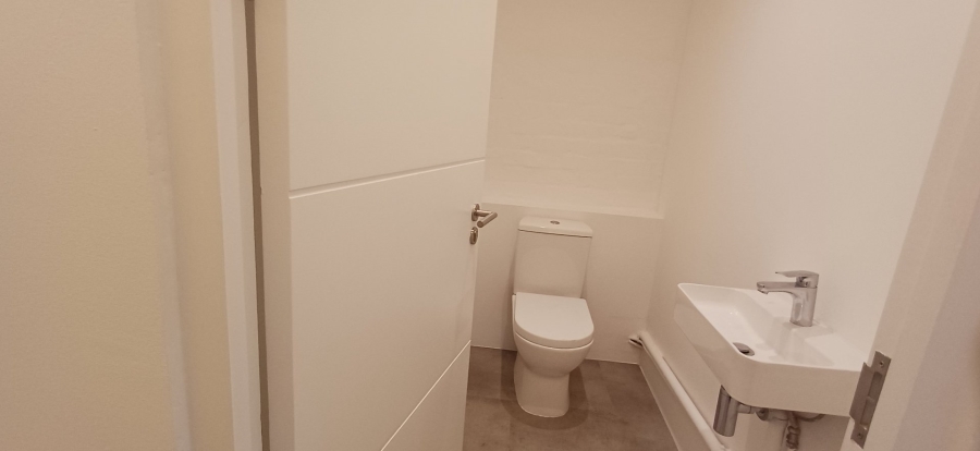 To Let commercial Property for Rent in Gardens Western Cape